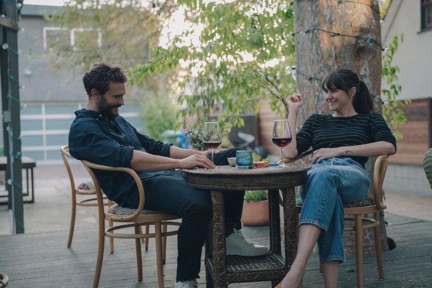 Jamie Dornan y Shailene Woodley en finales-principios
