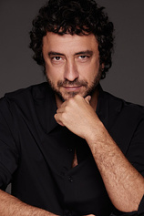 picture of actor Miguel Ramiro