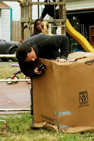 John Cusack en el-nino-de-marte