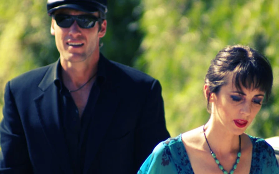 Kjord Davis y Janet Chiarabaglio en mei-mei (Mei Mei (2009) - Kjord Davis y Janet Chiarabaglio)
