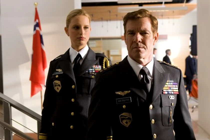 Dennis Quaid y Karolina Kurkova en G.I. Joe