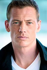 picture of actor Ryan Locke