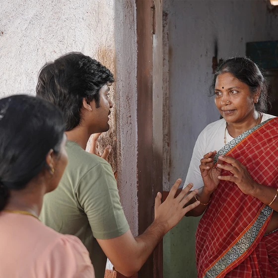 Geetha Kailasam y Saran Shakthi en angammal
