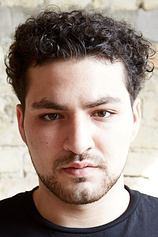picture of actor Walid Al-Atiyat