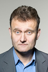 picture of actor Hugh Dennis