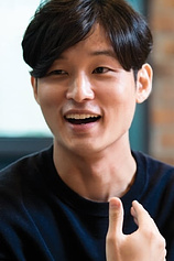 photo of person Yoon Sunghyun