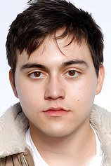 picture of actor Brandon Wardell
