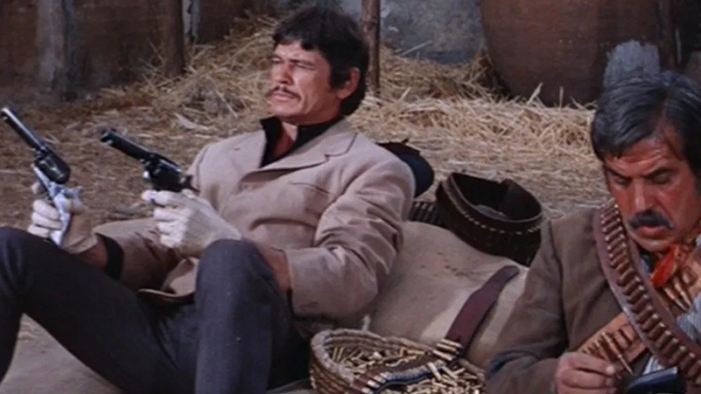 Charles Bronson en villa-cabalga