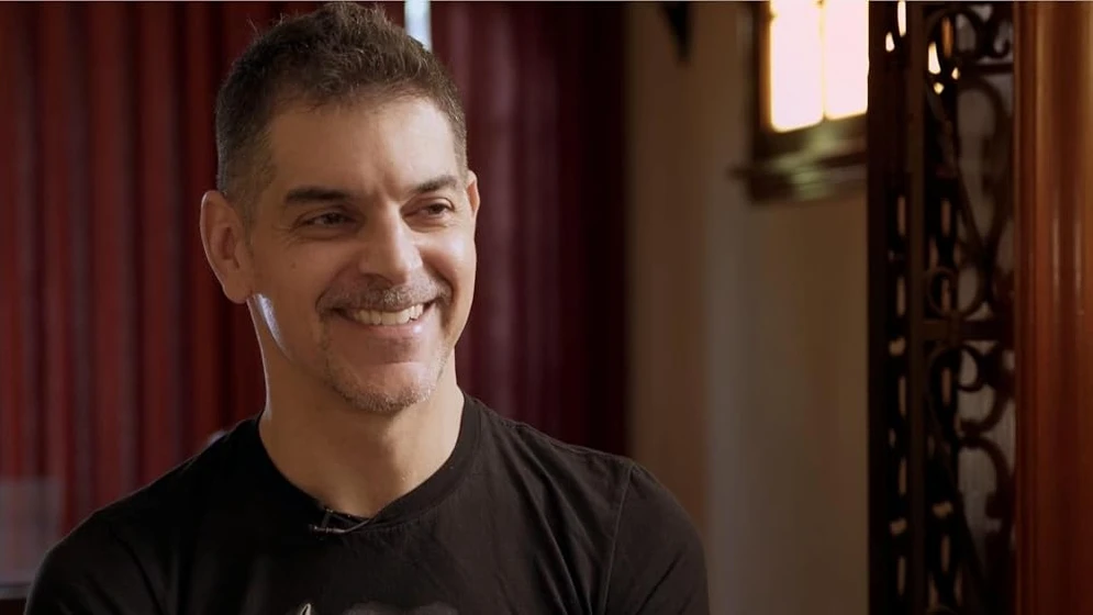 Don Mancini en viviendo-con-chucky