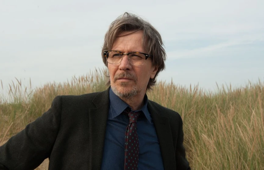 Gary Oldman en criminal-2016