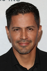 picture of actor Jay Hernandez