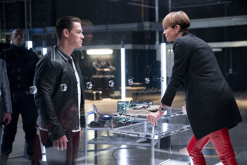 Charlize Theron y John Cena en Fast & Furious 9