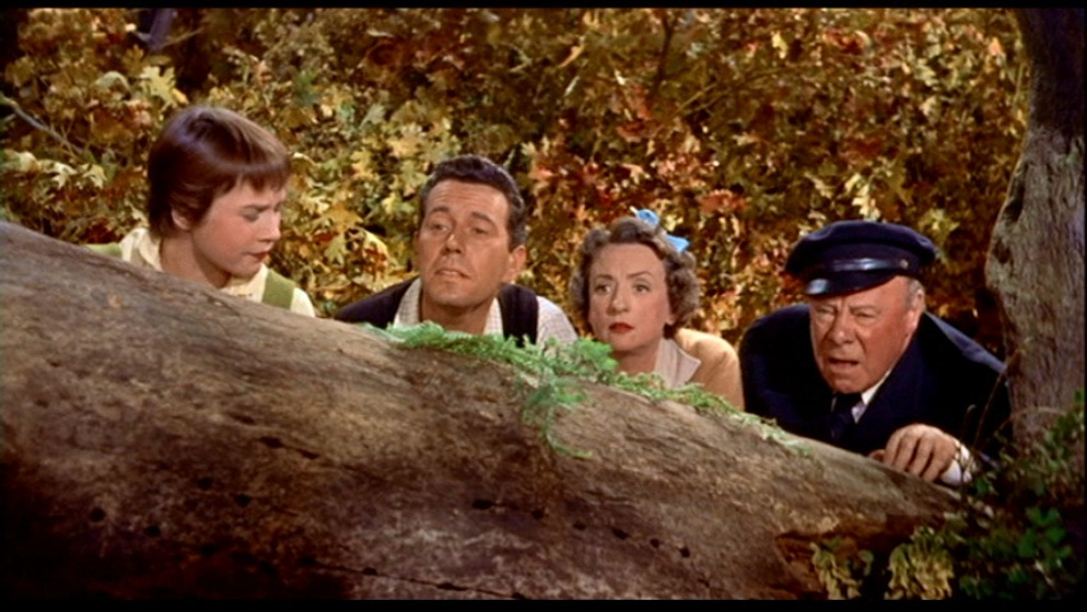 Shirley MacLaine, Edmund Gwenn, John Forsythe y Mildred Natwick en Pero... ¿Quién Mató a Harry?