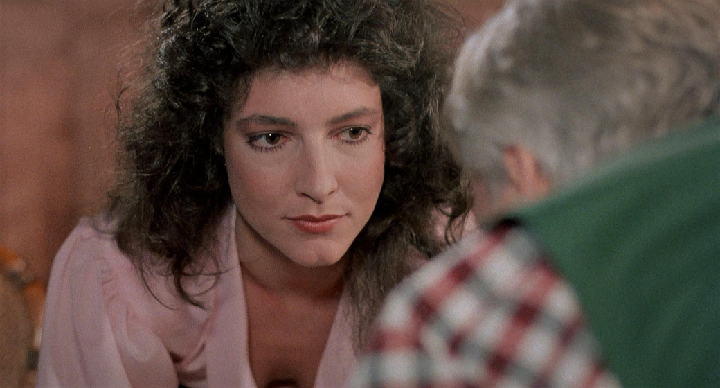 Madolyn Smith Osborne en The Caller (El Visitante)