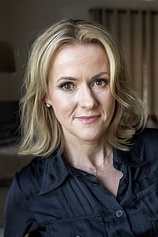 photo of person Jojo Moyes