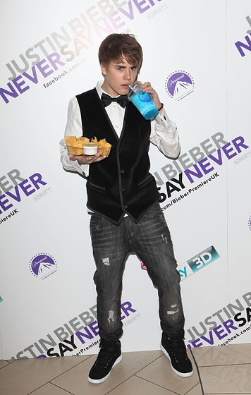 Justin Bieber en Justin Bieber: Never say never (Premiere en Londres. Febrero 2011)