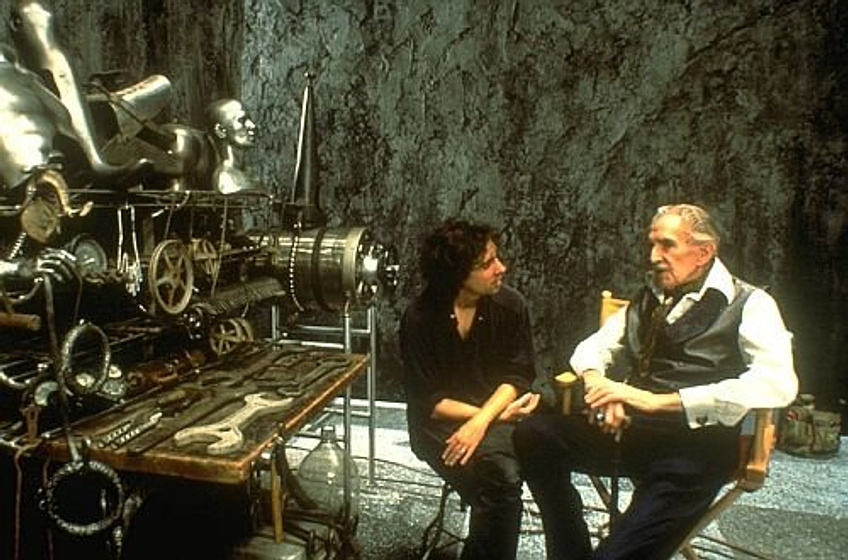 Tim Burton y Vincent Price en Eduardo Manostijeras