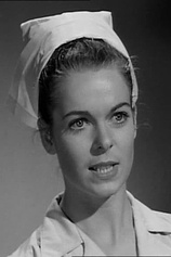 picture of actor Sarah Brackett