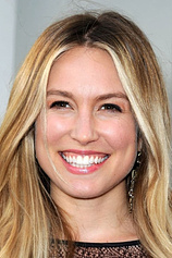 picture of actor Sarah Carter