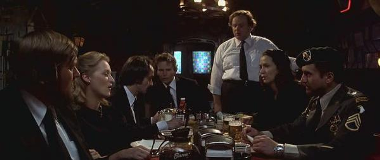 Robert De Niro, John Savage y Meryl Streep en El Cazador
