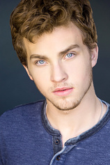 picture of actor Jordan Elsass