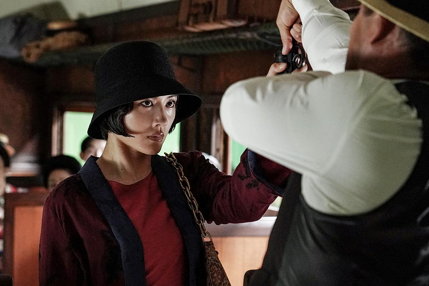 Imagen de revolver-lily