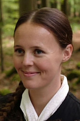 picture of actor Zora Thiessen