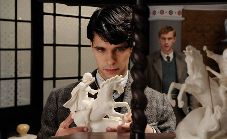 James D'Arcy y Ben Whishaw en El Atlas de las nubes