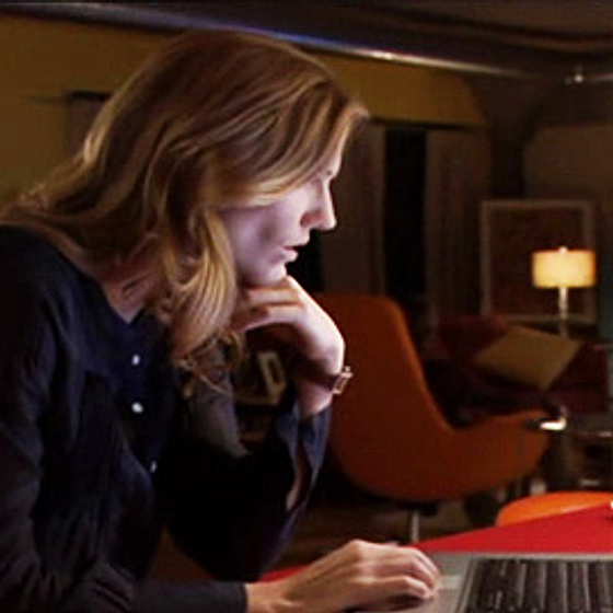 Tricia Helfer en Delitos Ocultos