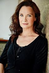 picture of actor Tara Morice