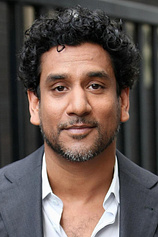 photo of person Naveen Andrews