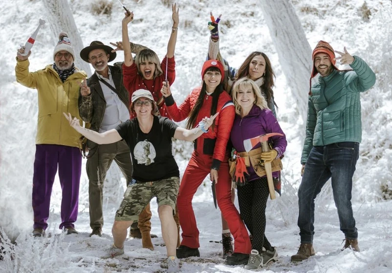 María Barranco, Loles León, Mariam Hernández, Sara Sálamo, Leo Harlem, David Guapo, Carlos Alcántara y Macarena Astorga en el-refugio