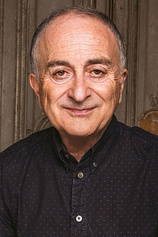 photo of person Tony Robinson