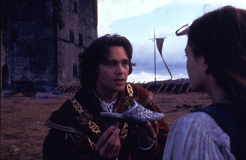 Drew Barrymore y Dougray Scott en Por siempre jamás