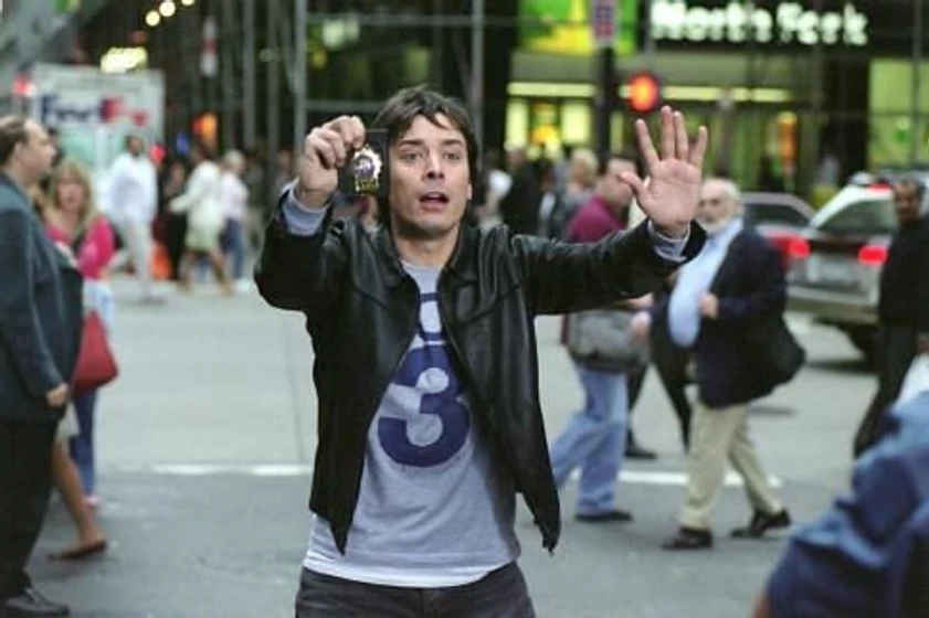 Jimmy Fallon en taxi-derrape-total