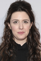 photo of person Zoë Worth