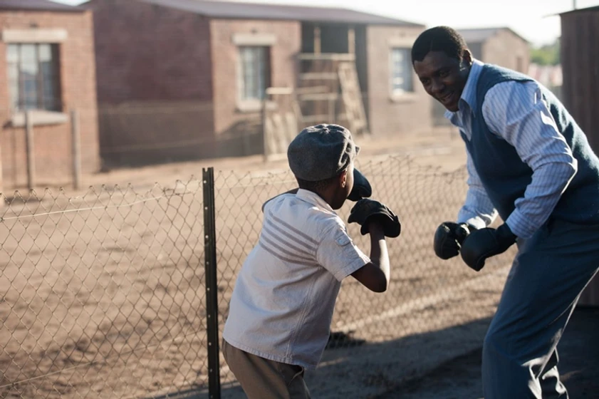 Idris Elba en mandela-del-mito-al-hombre