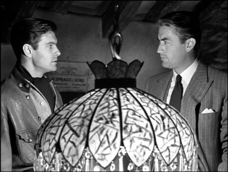 Gregory Peck y Louis Jourdan en el-proceso-paradine
