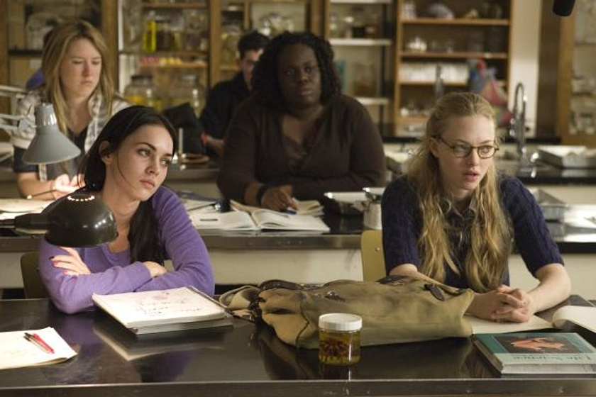 Amanda Seyfried y Megan Fox en Jennifer's Body