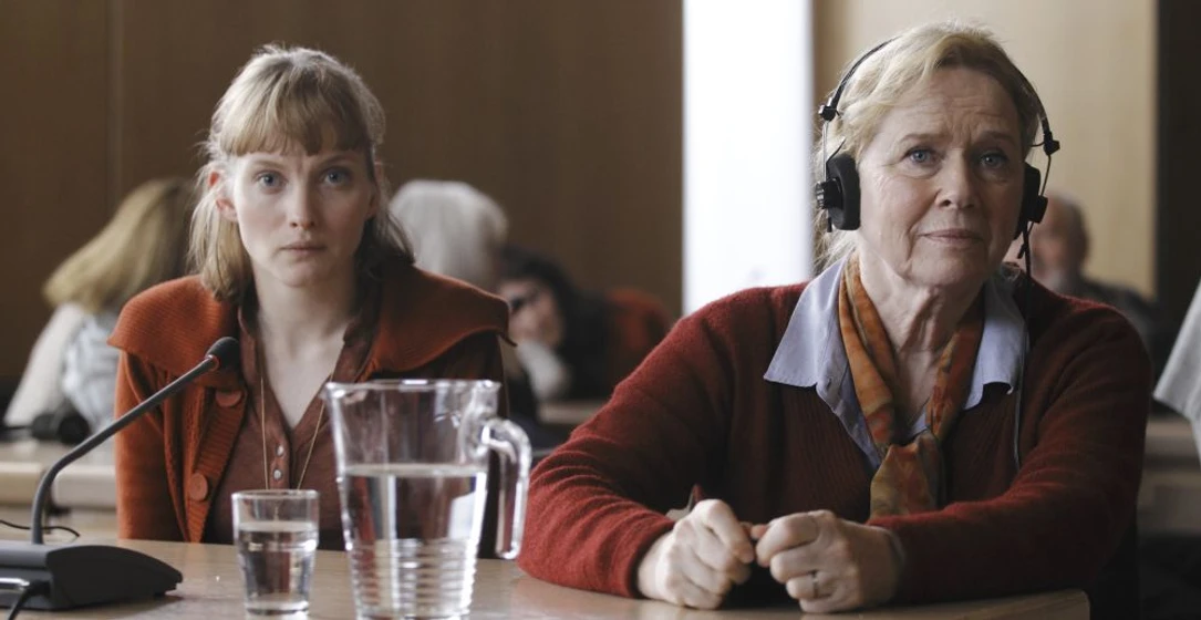 Liv Ullmann y Julia Bache-Wiig en dos-vidas