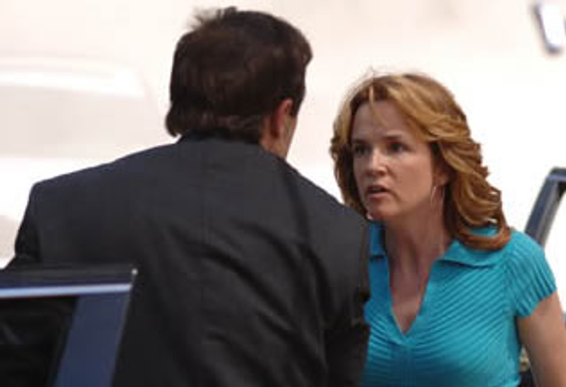 Lea Thompson en Jane Doe: Escrito en la Memoria