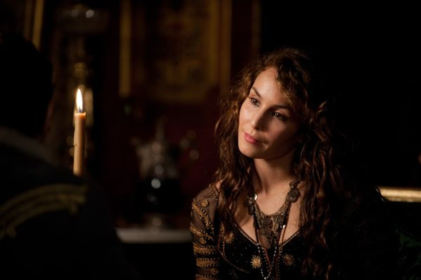 Noomi Rapace en Sherlock Holmes: Juego de sombras