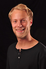 picture of actor Henrik Bjelland