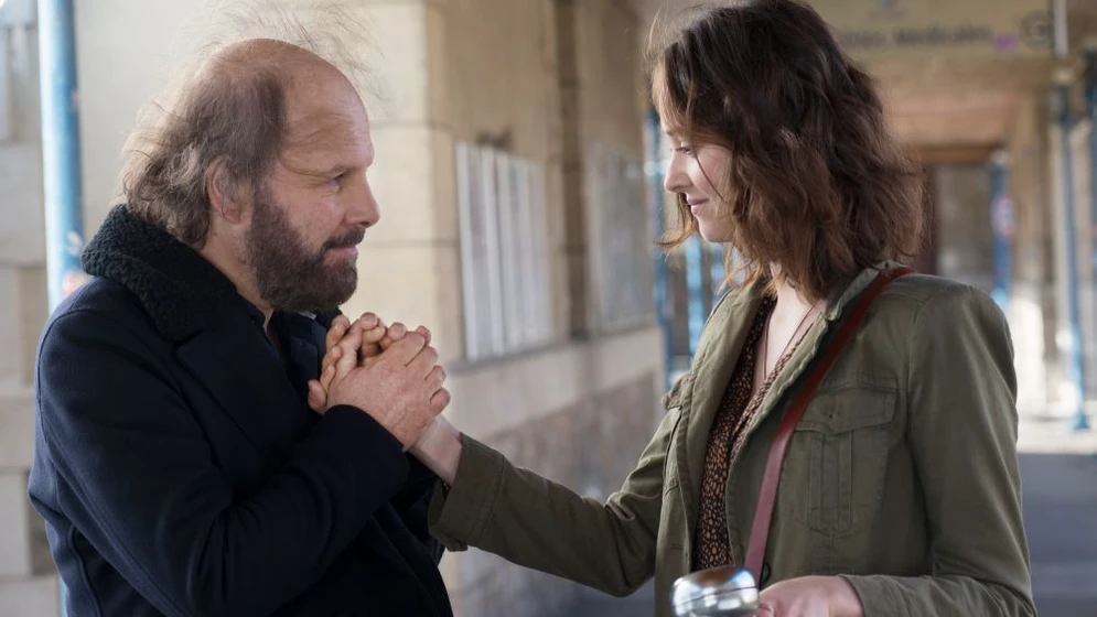 Philippe Katerine y Anne Serra en una-mision-de-locos