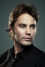 photo of person Taylor Kitsch