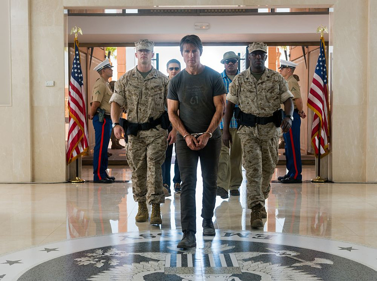 Tom Cruise, Ving Rhames y Jeremy Renner en Misión: Imposible. Nación secreta