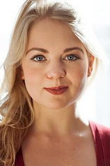 picture of actor Zoe Thorne