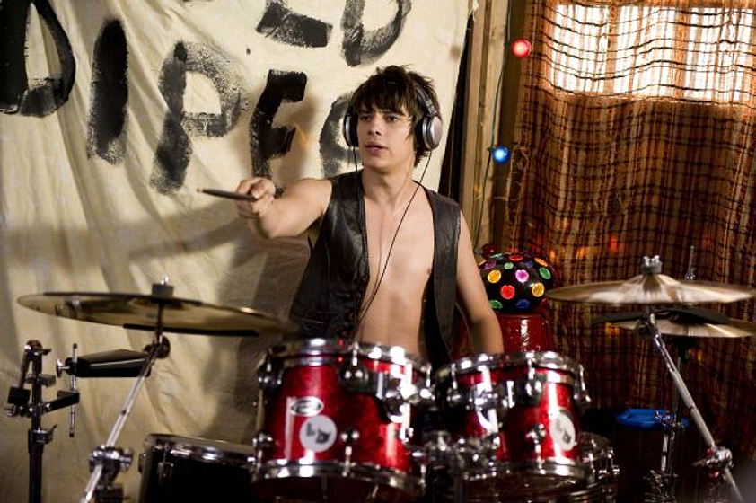 Devon Bostick en Diario de Greg 2. La ley de Rodrick