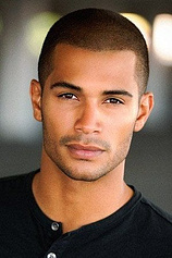 picture of actor Nathan Owens