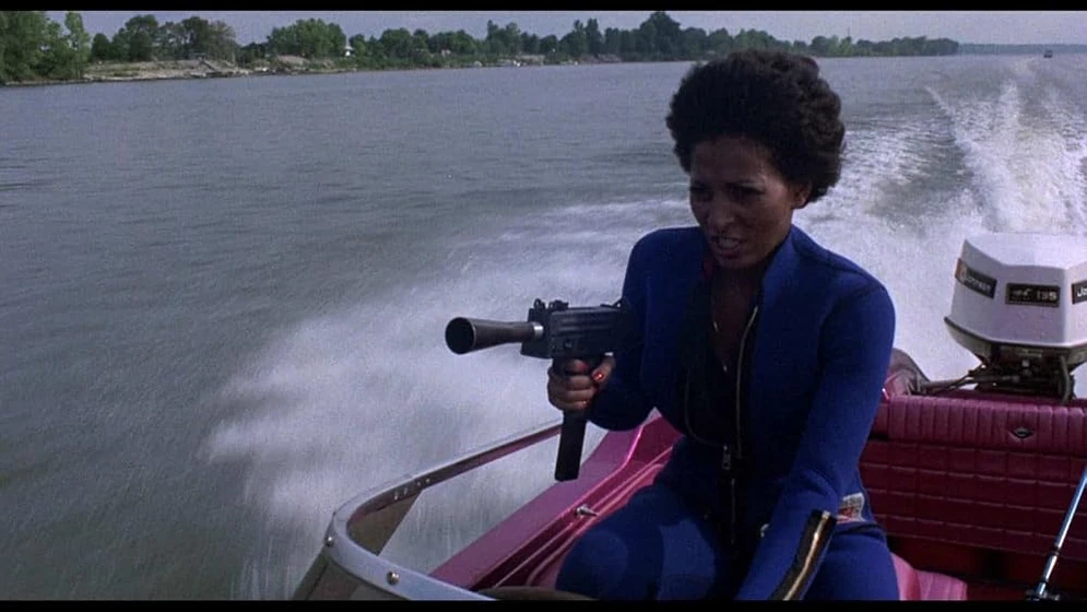 Pam Grier en amenaza-en-chicago